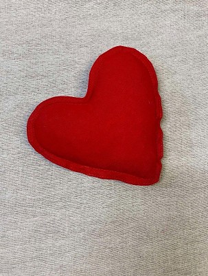 Cherry pit pillow with heart shape - red