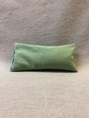Spelt and lavender filled pillow - green