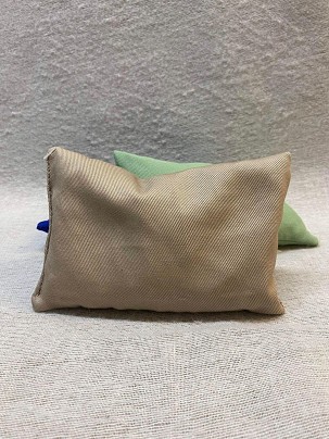 Cherry pit pillow - brown