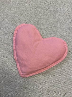 Cherry pit pillow with heart shape - pink